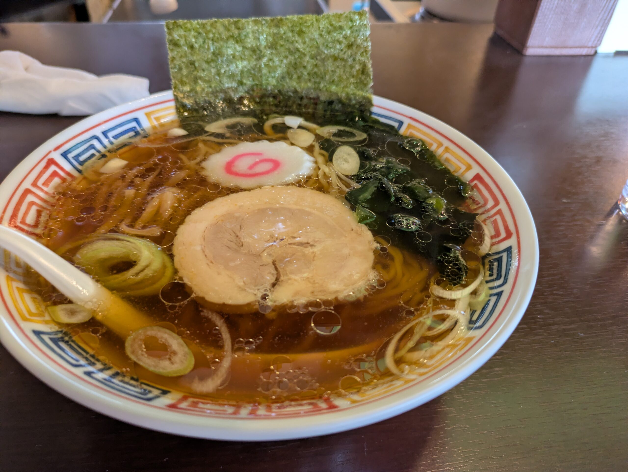 ラーメンWalkerグランプリ受賞の名店」「ネガティブな店名だけど洗練